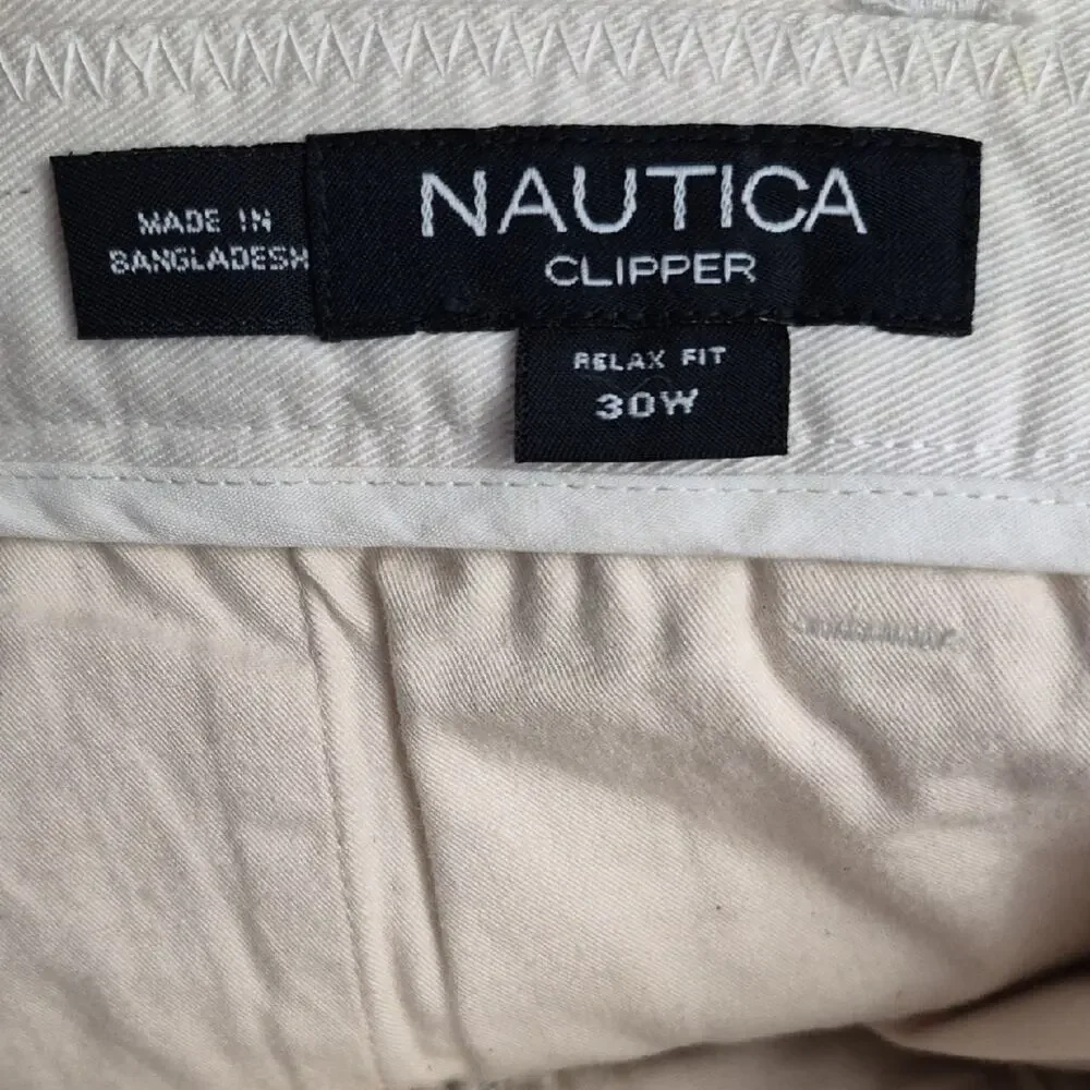 Nautica Men's Cream Flat Front Cotton Shorts Size 30 NWT